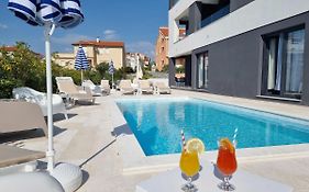 Villa SHARK Deluxe Novalja
